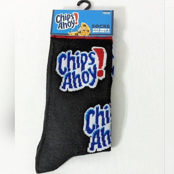 2/$16 mix and match) Chips ahoy chocolate chip cookie crew socks - Picture 3 of 5